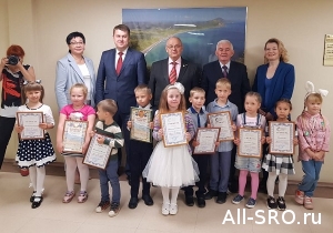  Ассоциация «Сахалинстрой» провела конкурс «Мои родители — строители!»